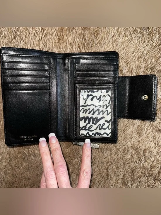 Kate Spade Silver Wallet - Picture 3 of 8